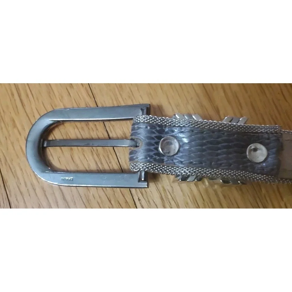 Vintage BB Simon Women Gray Leather Belt‎ Silver Mesh Edging Size 30